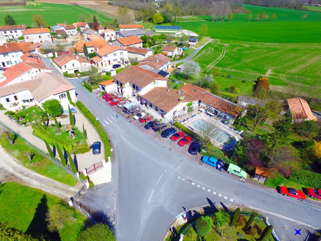Hotel Restaurant La Braisiere Saint-Romain  Bagian luar foto