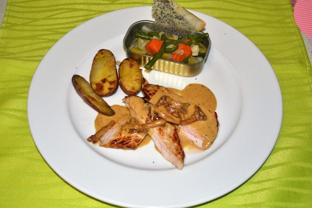 Hotel Restaurant La Braisiere Saint-Romain  Bagian luar foto
