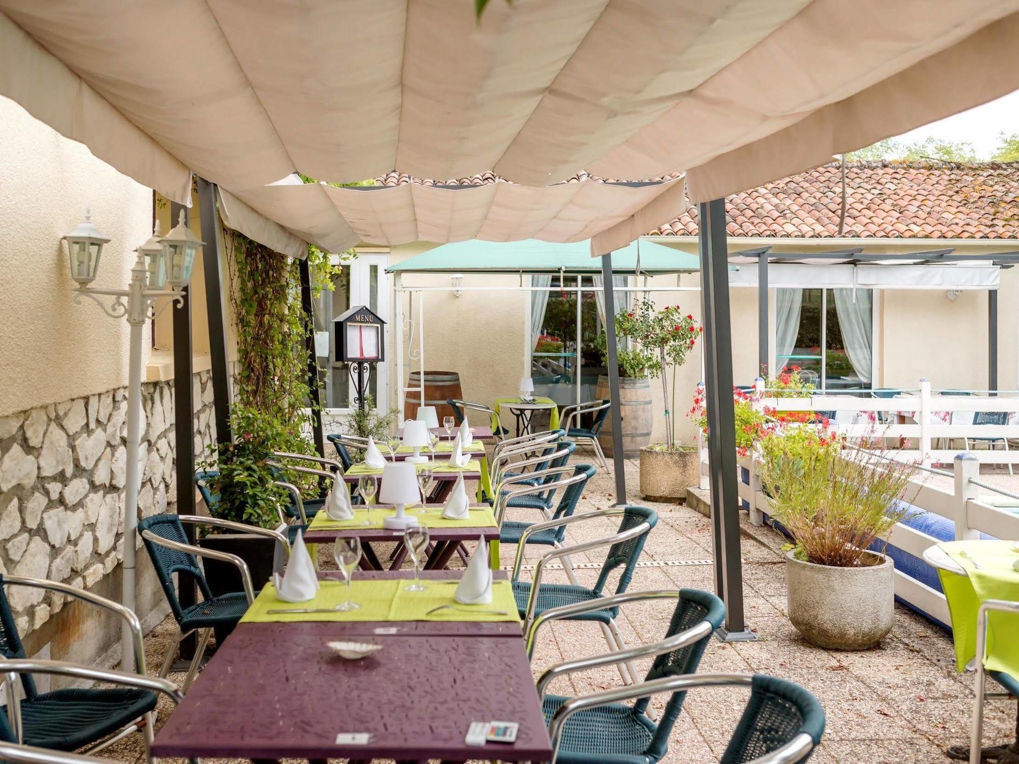 Hotel Restaurant La Braisiere Saint-Romain  Bagian luar foto