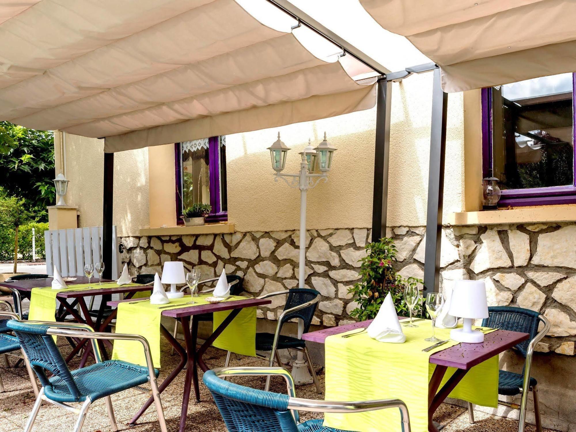 Hotel Restaurant La Braisiere Saint-Romain  Bagian luar foto
