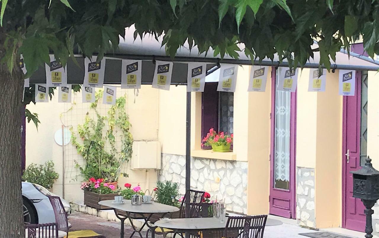 Hotel Restaurant La Braisiere Saint-Romain  Bagian luar foto