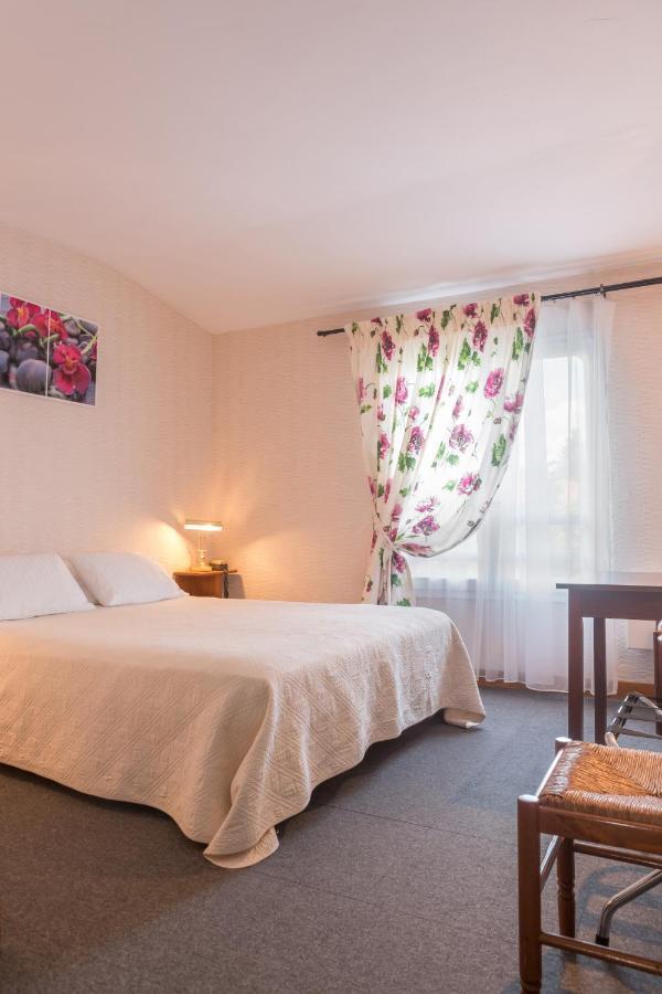 Hotel Restaurant La Braisiere Saint-Romain  Bagian luar foto